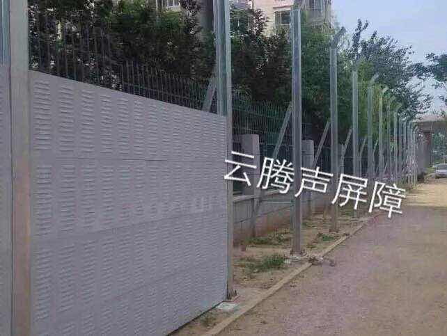 山东小区声屏障4.jpg
