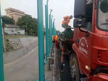 广东广佛高速声屏障项目