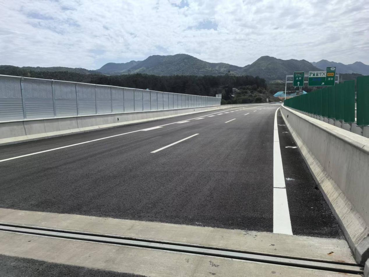 2025年3月 宁德蕉城武汉高速声屏障 - 河北云腾环保科技有限公司